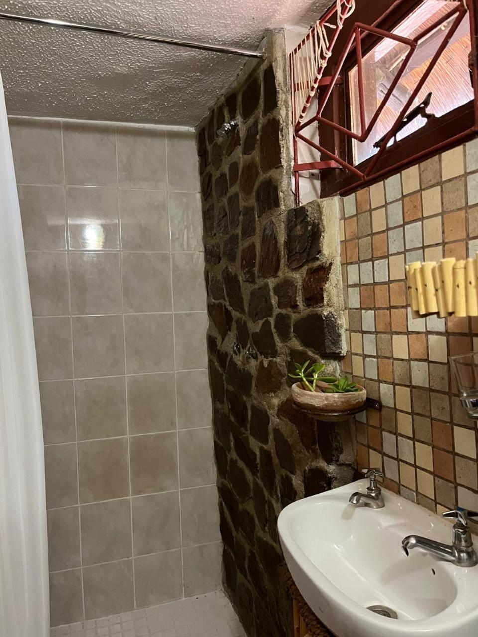 Phokoje Bush Lodge Selebi-Phikwe Экстерьер фото