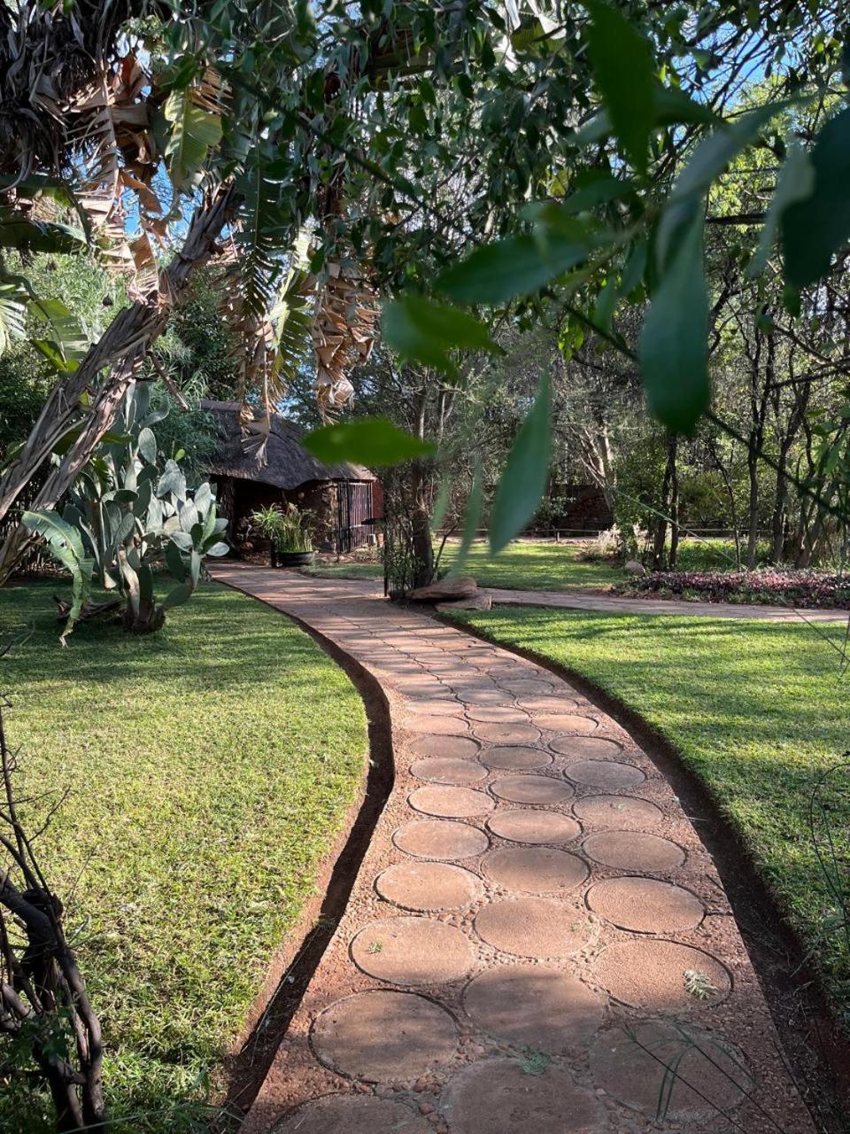 Phokoje Bush Lodge Selebi-Phikwe Экстерьер фото
