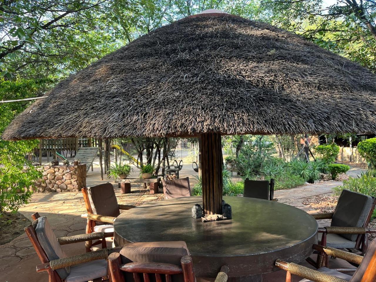 Phokoje Bush Lodge Selebi-Phikwe Экстерьер фото