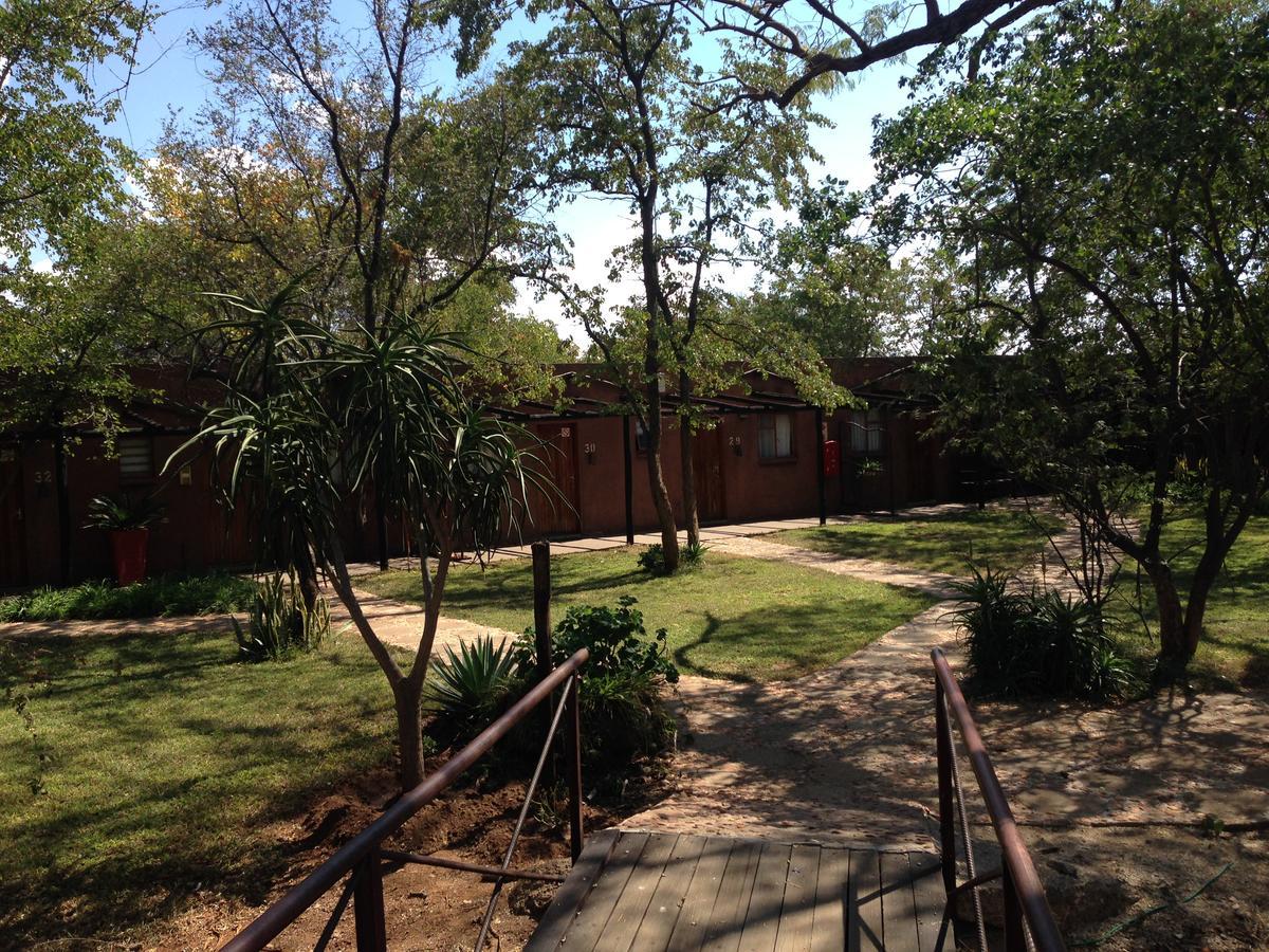 Phokoje Bush Lodge Selebi-Phikwe Экстерьер фото