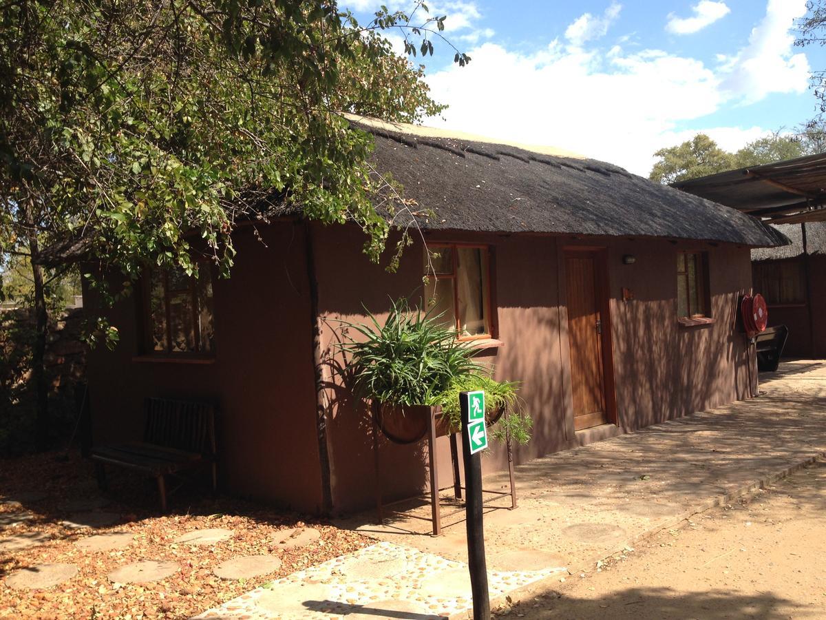 Phokoje Bush Lodge Selebi-Phikwe Экстерьер фото