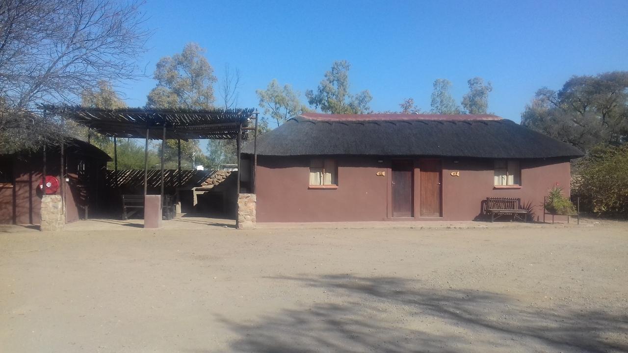 Phokoje Bush Lodge Selebi-Phikwe Экстерьер фото